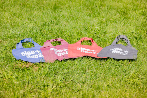 Trendy shopping bag