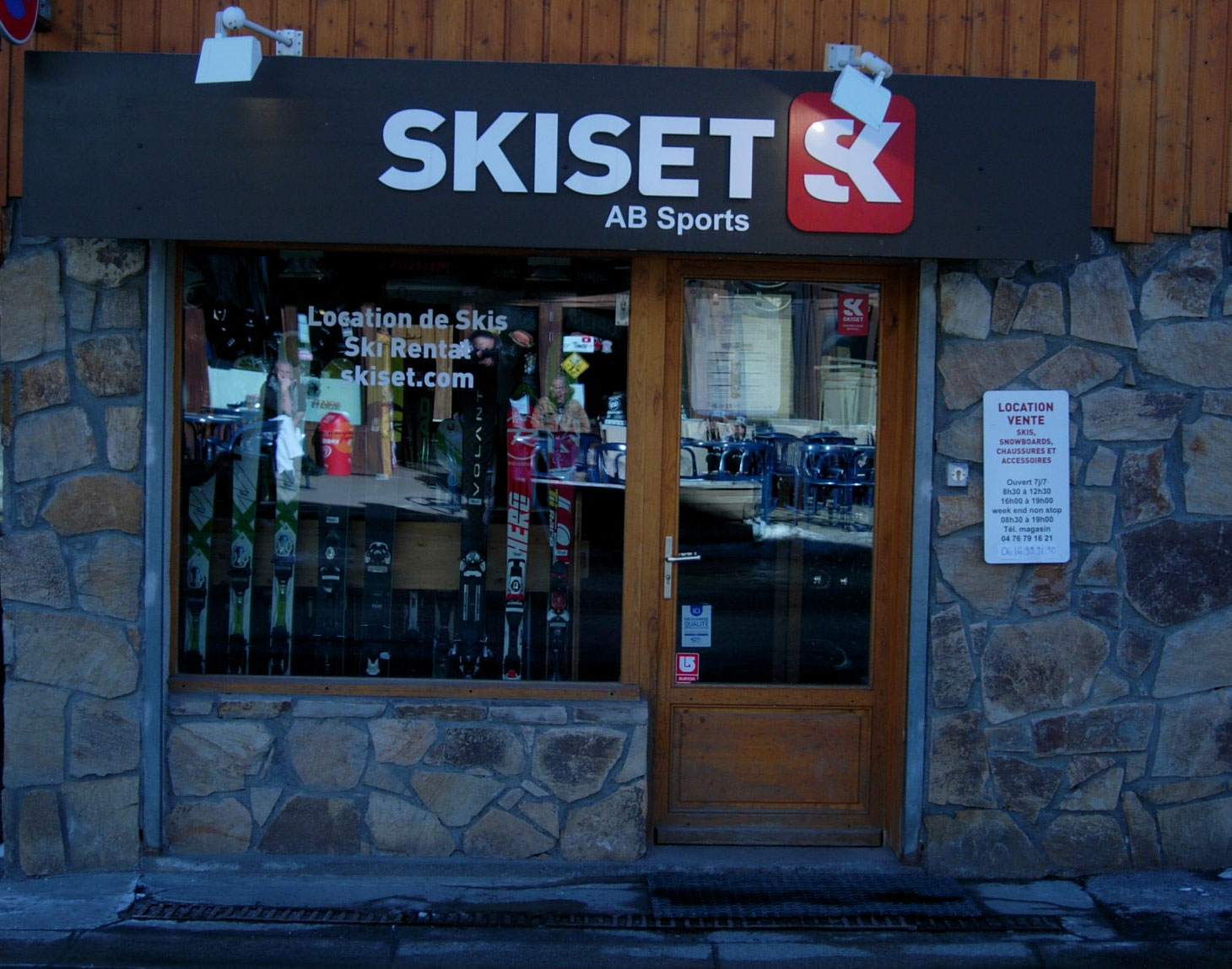 HENRI SPORTS V - Skiset (Route d’Huez)