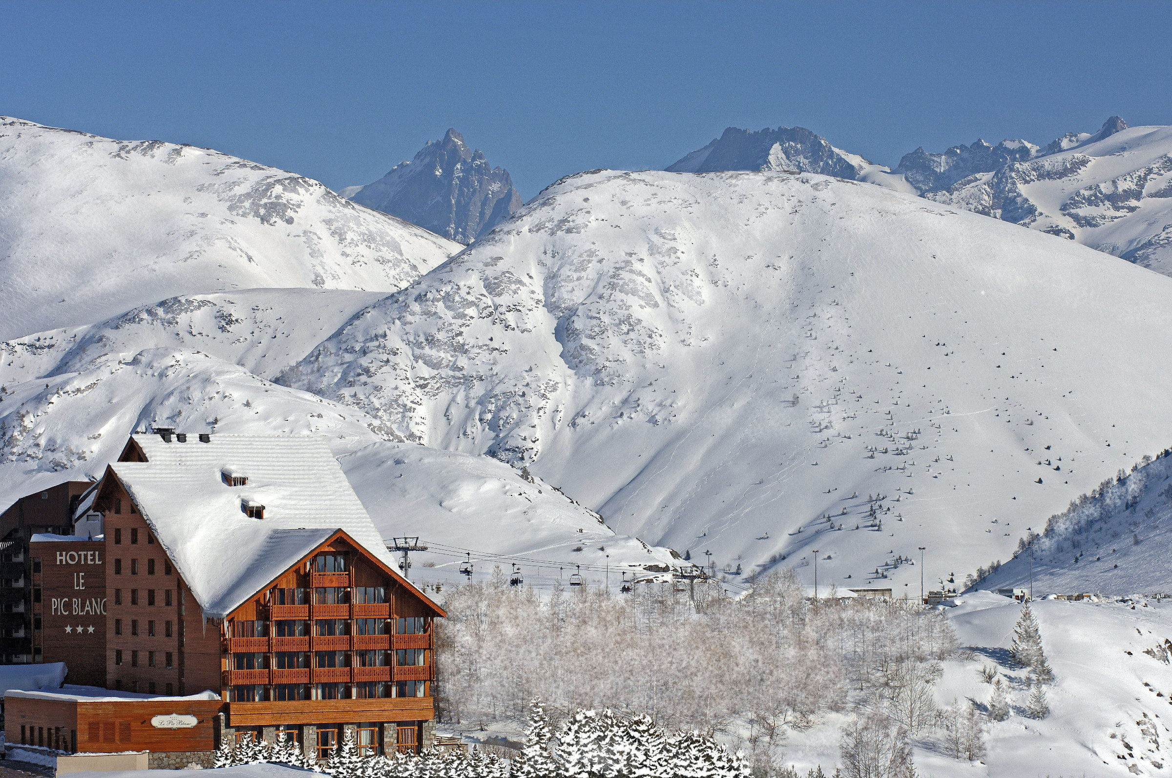 Hotel-Pic-Blanc_AlpeHuez11