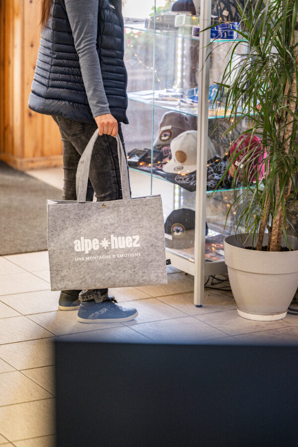 SAC SHOPPING – Image 3