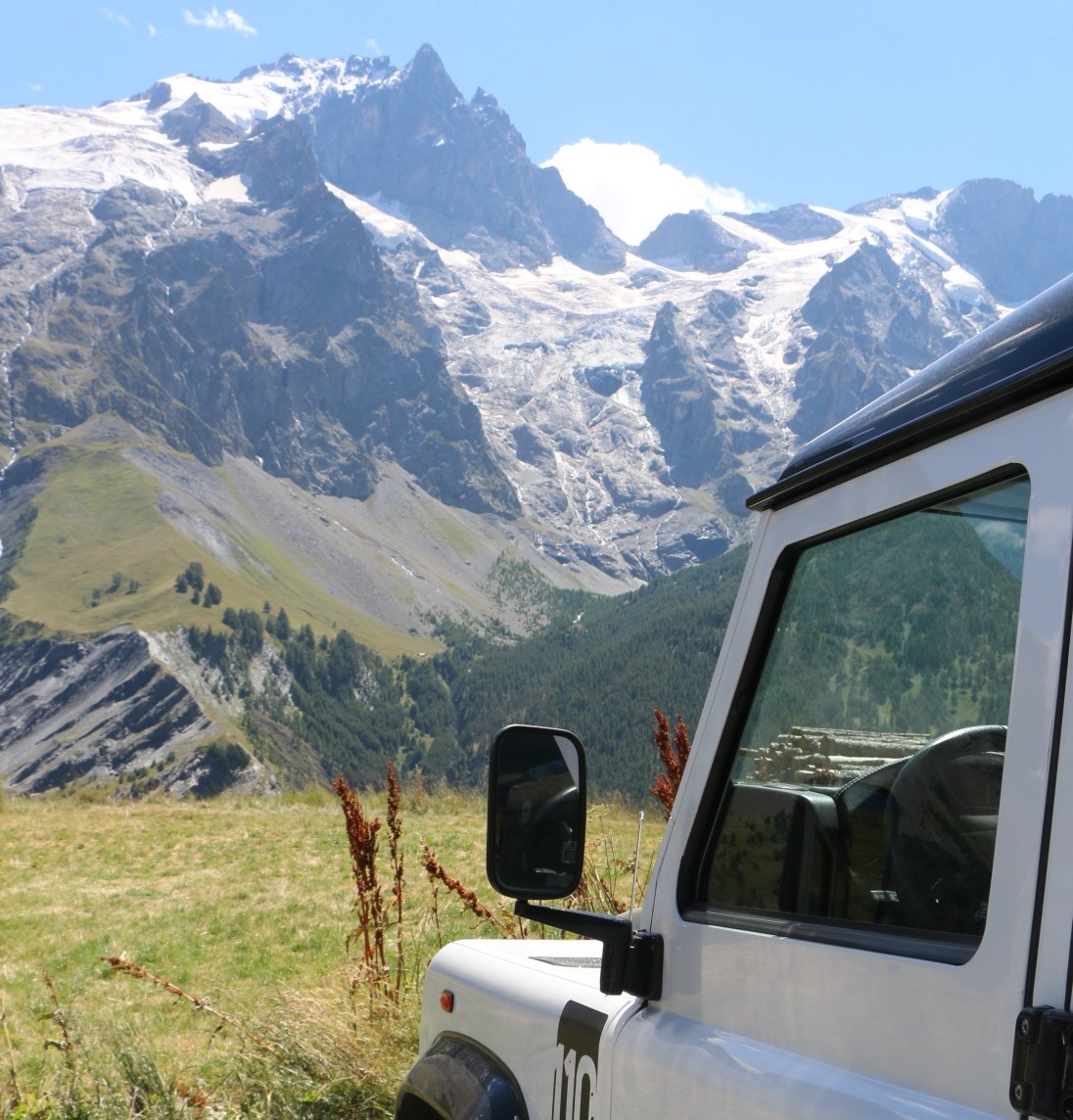 Anna Purna Adventure Road Trip Land Rover Defender La Meije.JPG