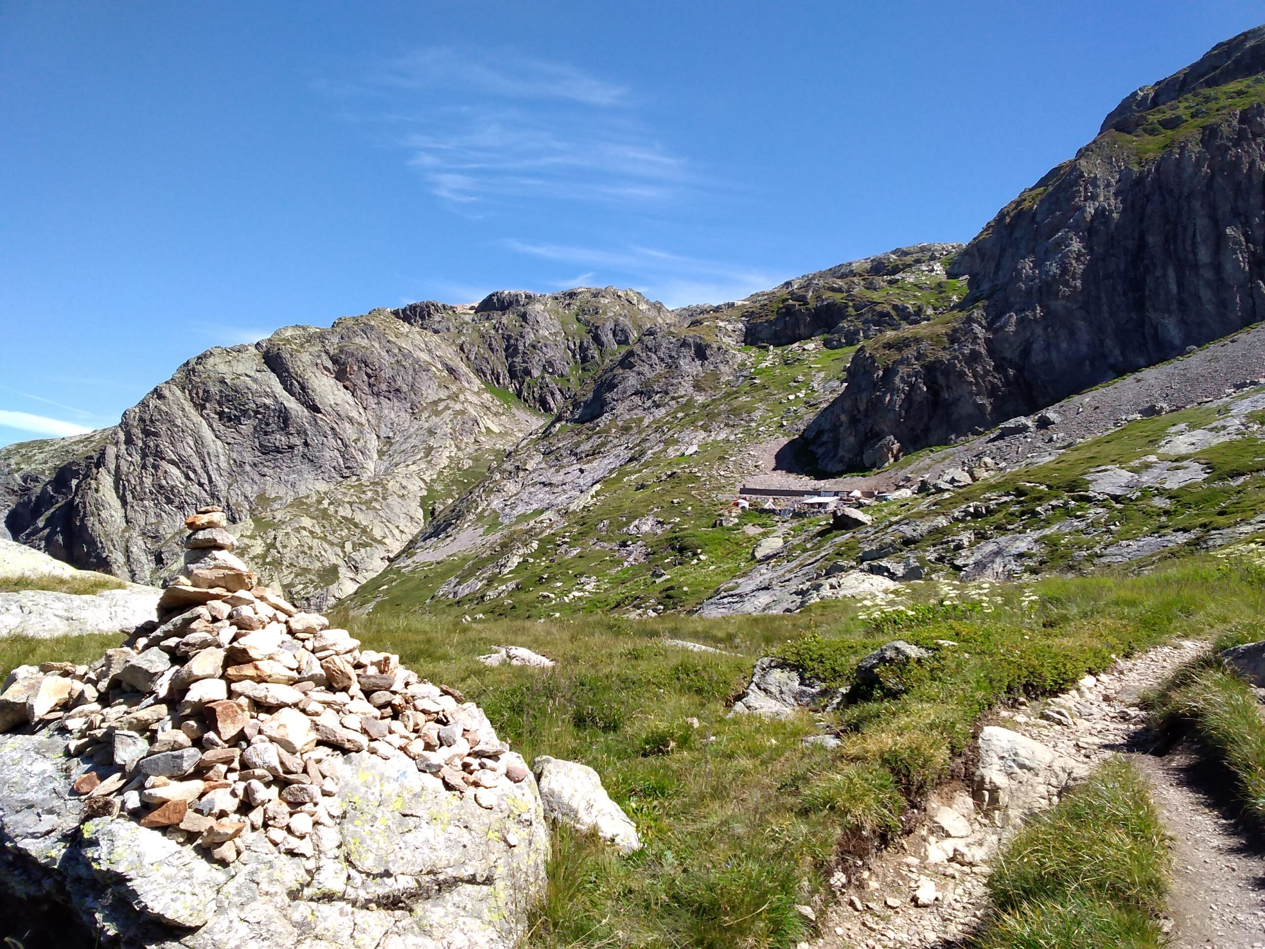 Cairn pr&egrave;s du refuge