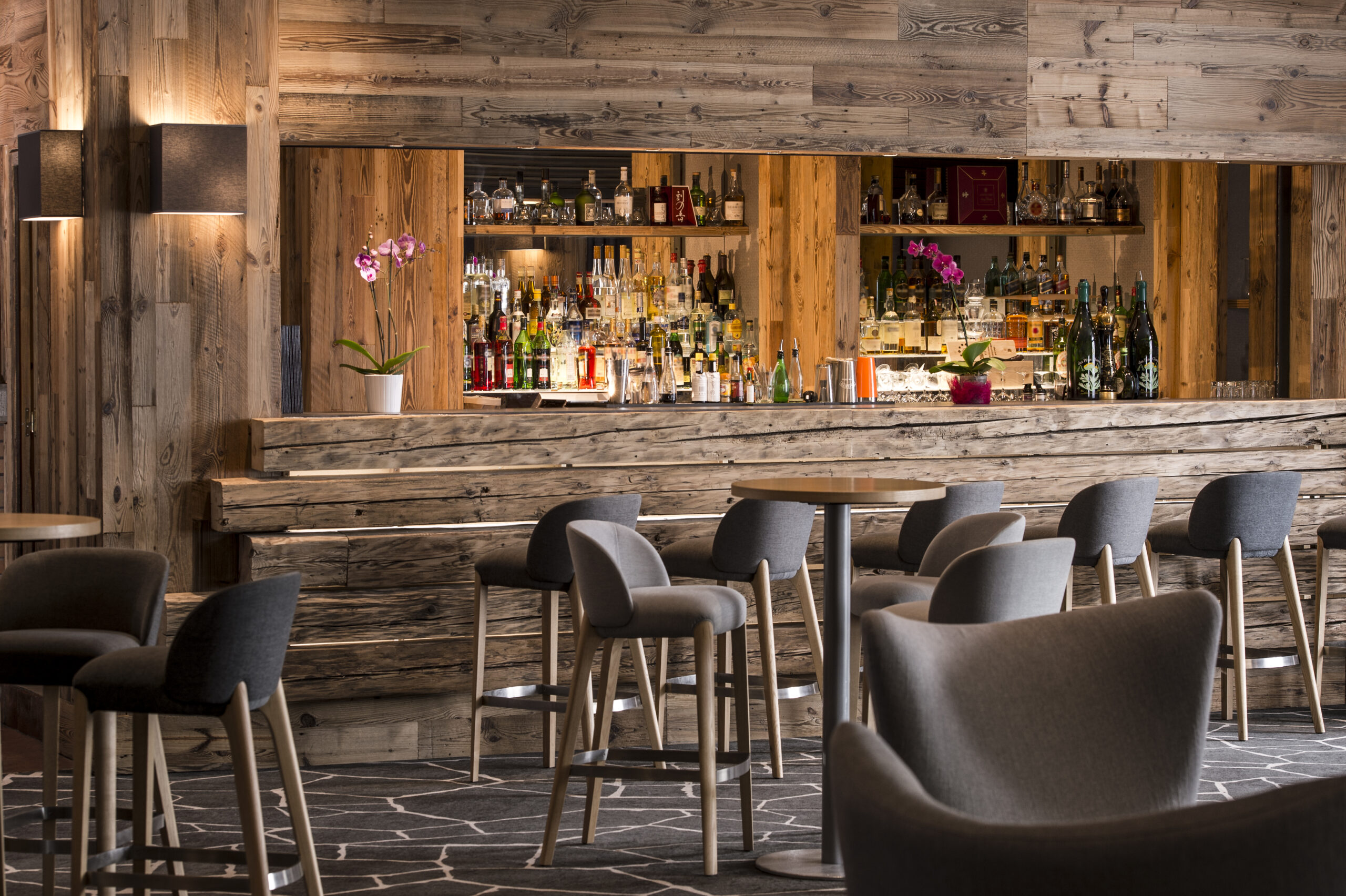 BAR PIC BLANC