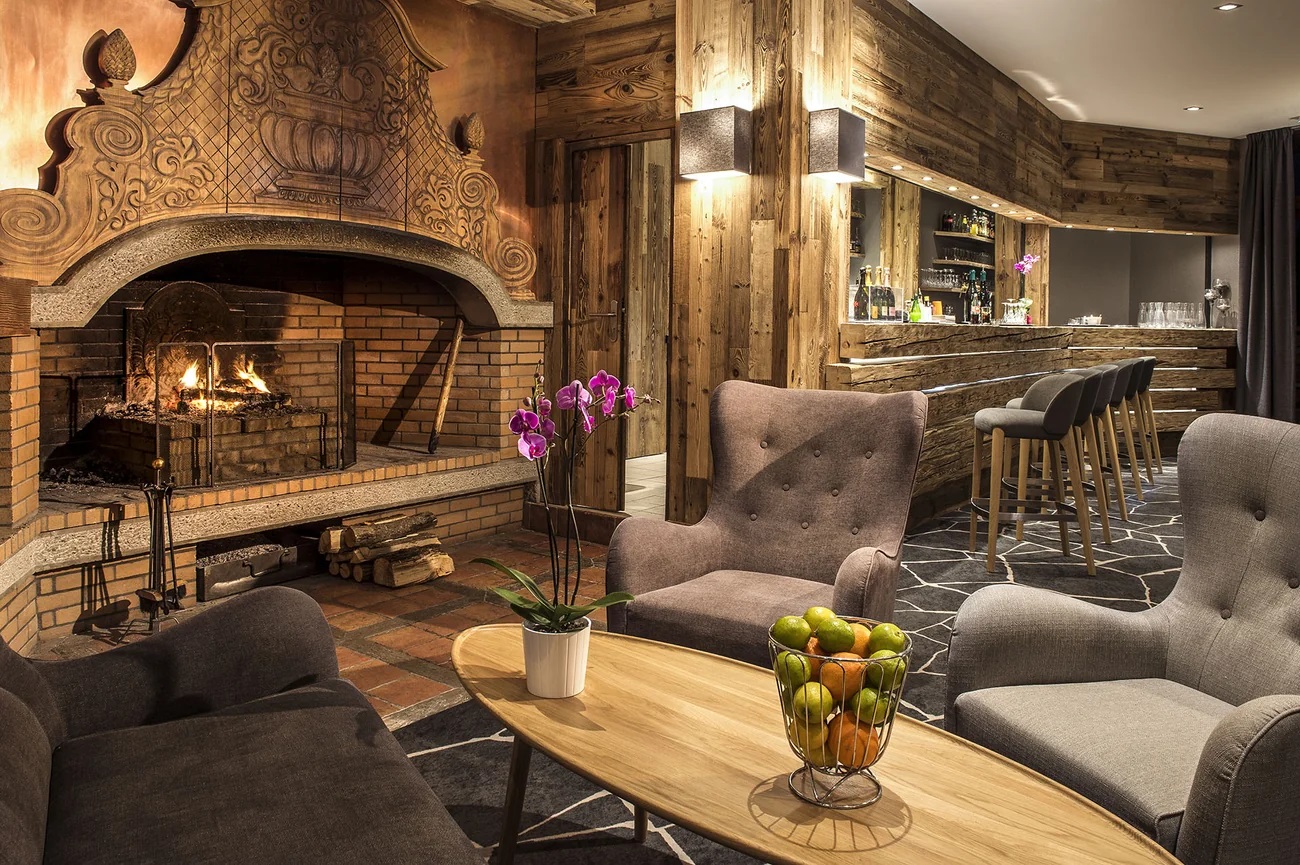 Chemin&eacute;e Bar Chartreuse H&ocirc;tel Pic Blanc_Alpe d'Huez