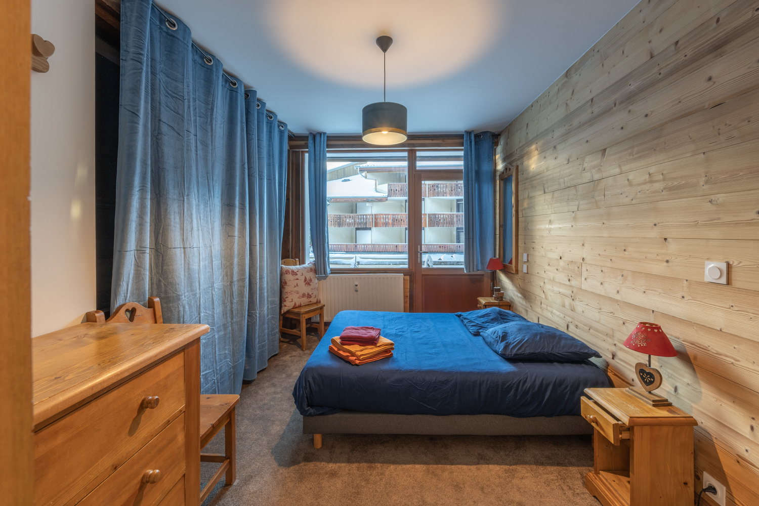 Chalet Alpe One 8P -3 chambres -3 SDB- pieds des pistes et centre