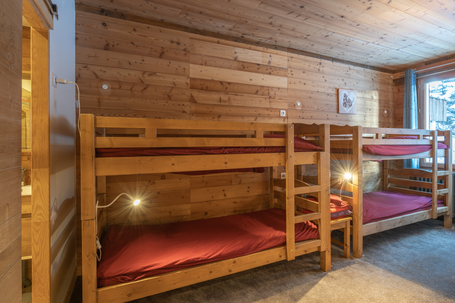 Chalet Alpe One 8P -3 chambres -3 SDB- pieds des pistes et centre