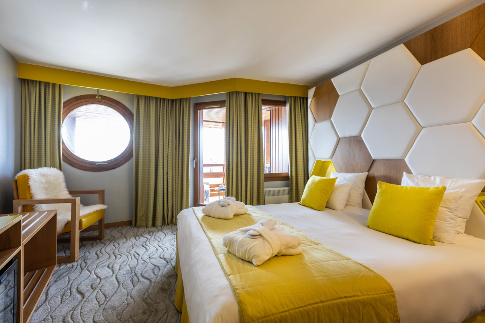 Royal Ours Blanc_Alpe d'Huez