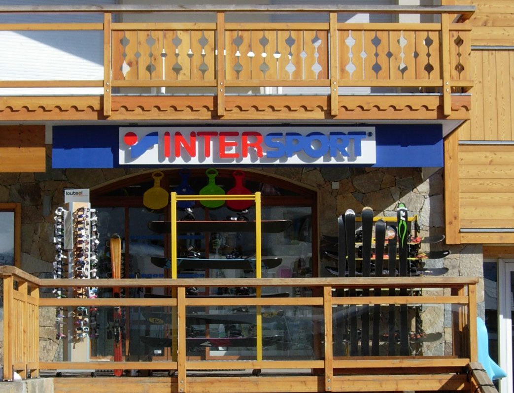 A la Boule de Neige - Intersport (Rond Point des Pistes)