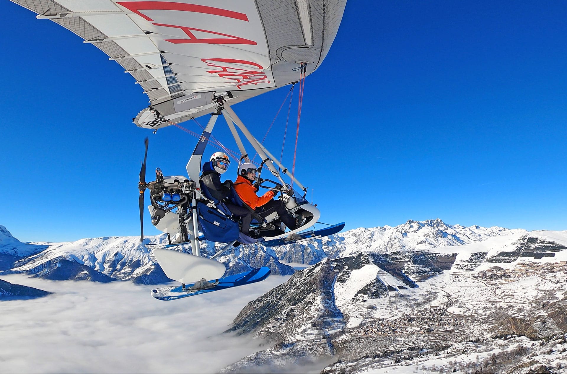 Bapt&ecirc;me de l'air Ulm pendulaire et Gyrocopt&egrave;re -  Ecole de pilotage -  Photographie a&eacute;rienne_Alpe d'Huez