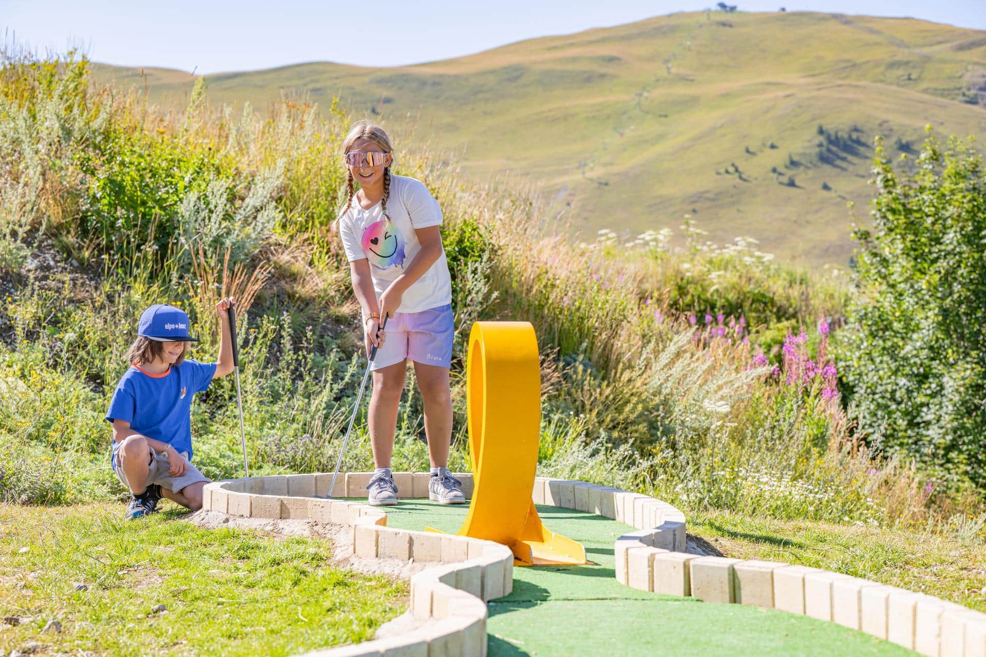 Activit&eacute;s sportives et de loisirs &eacute;t&eacute; -  Famille_Alpe d'Huez