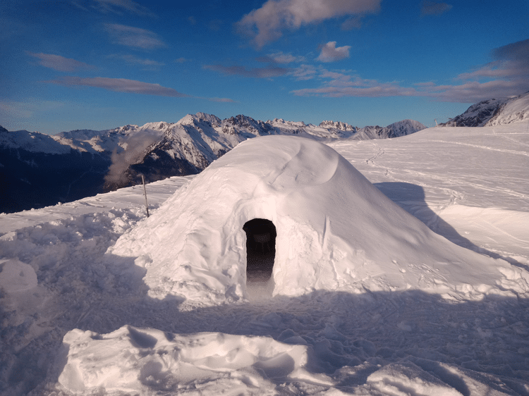 Fondue sous igloo_Alpe d'Huez