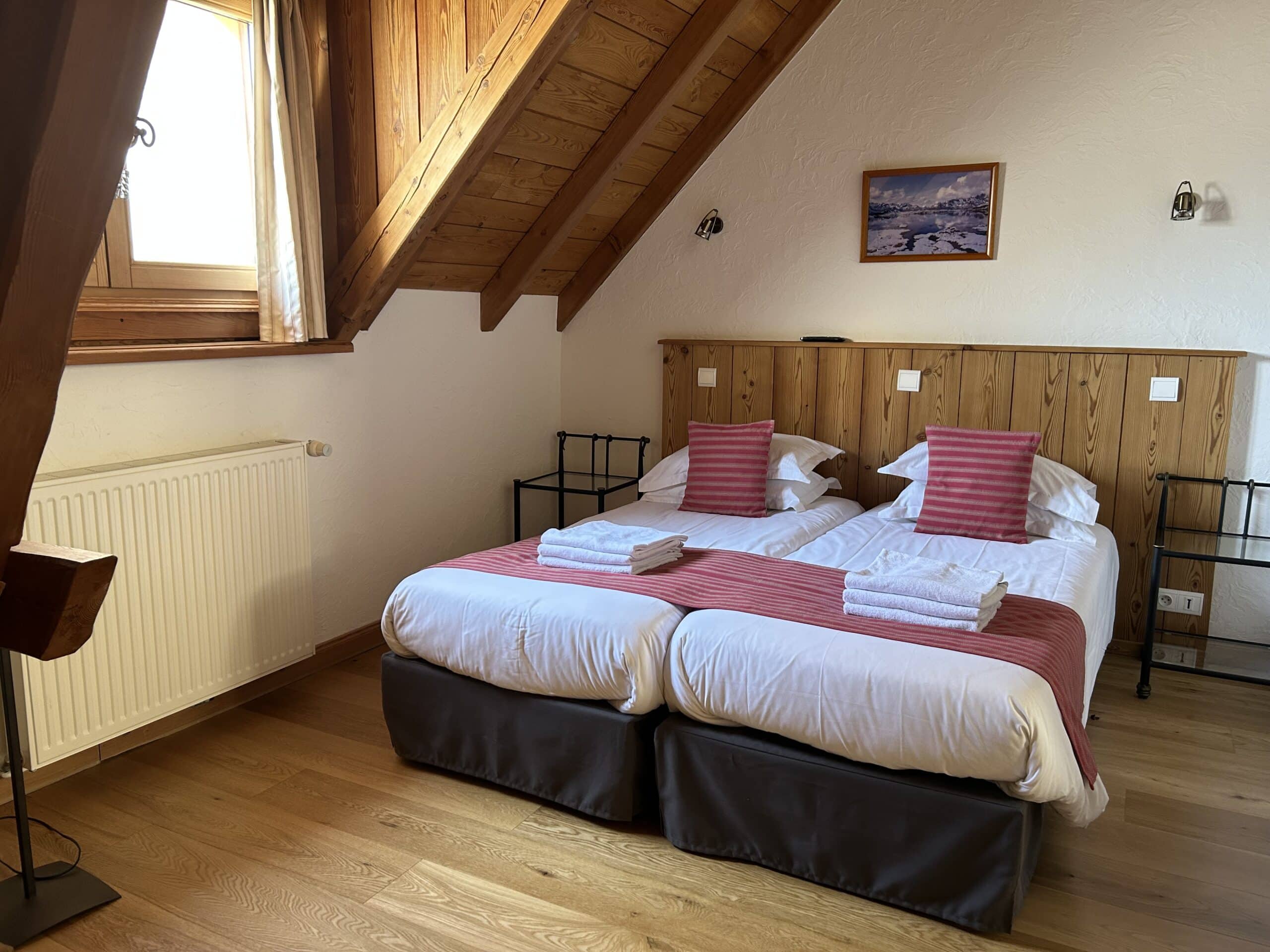 Chalet Ancolie CH 6